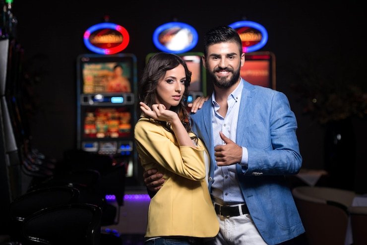 Dashboard live dealer dengan statistik meja dan jadwal turnamen